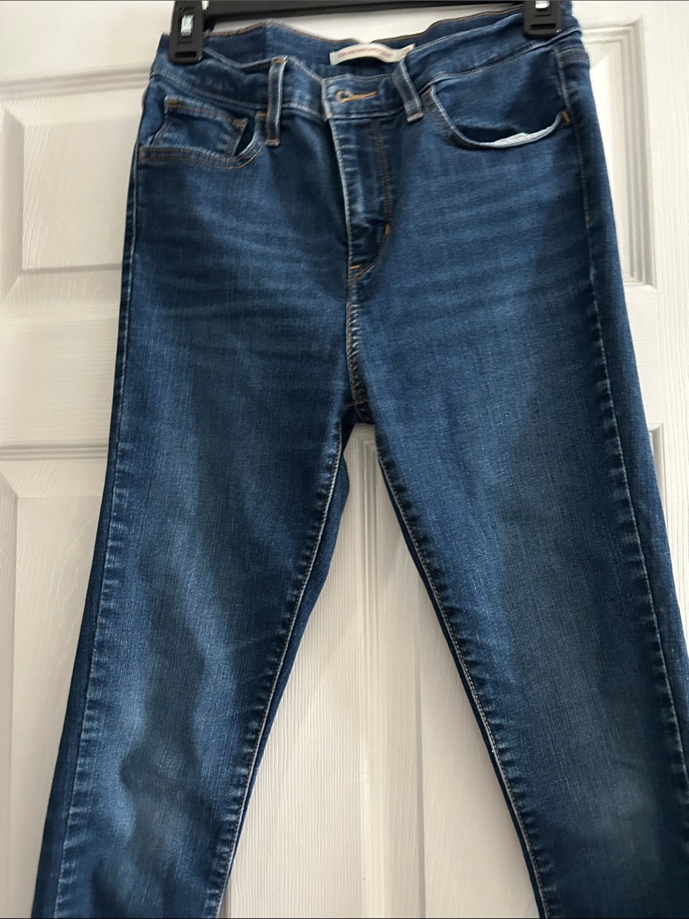 Levi’s  skinny size 28